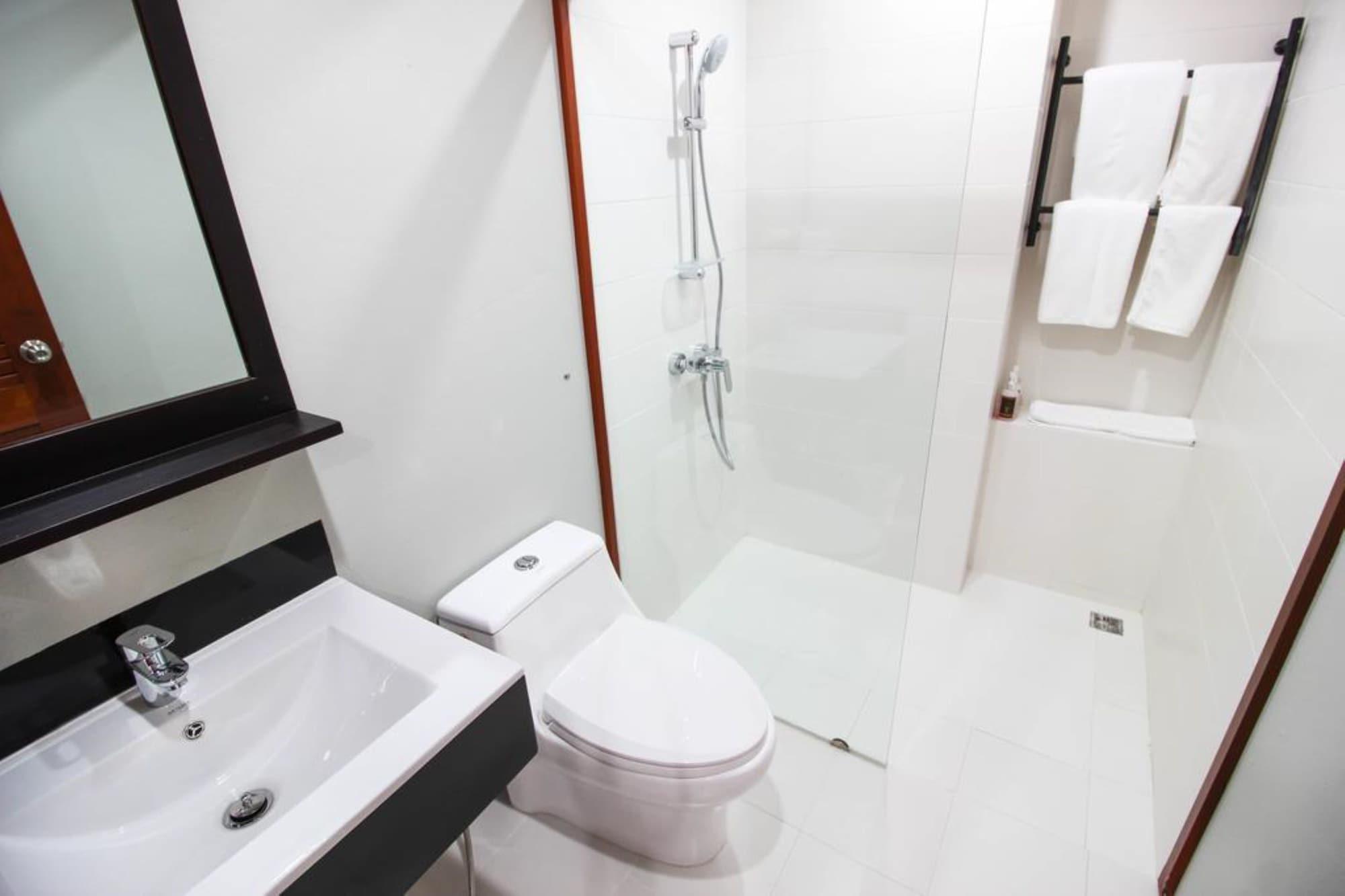 Tai-Shan Suites Ratchaburi Ngoại thất bức ảnh