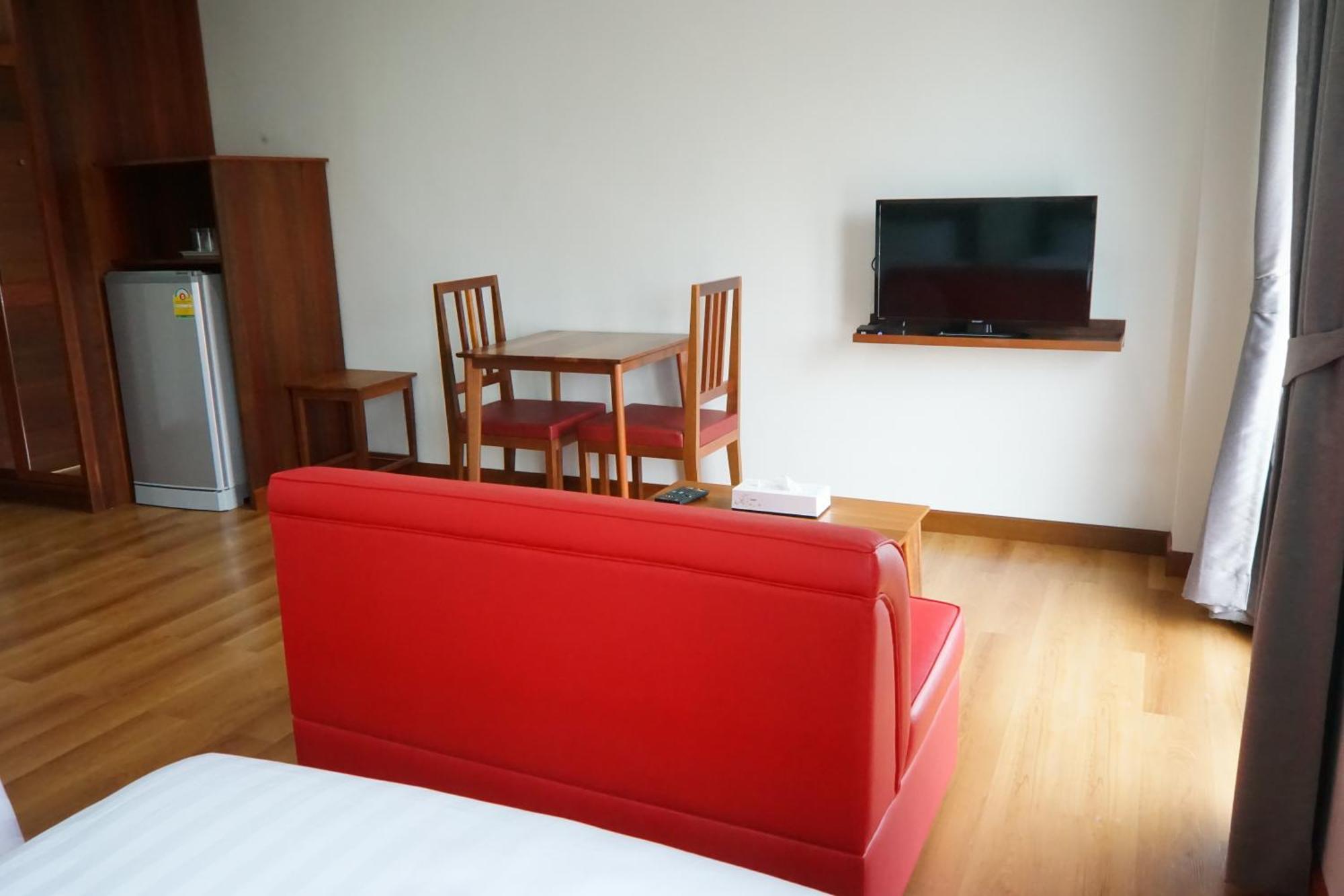 Tai-Shan Suites Ratchaburi Phòng bức ảnh