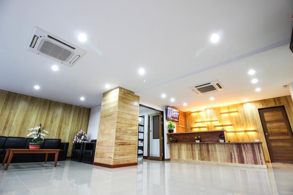 Tai-Shan Suites Ratchaburi Ngoại thất bức ảnh