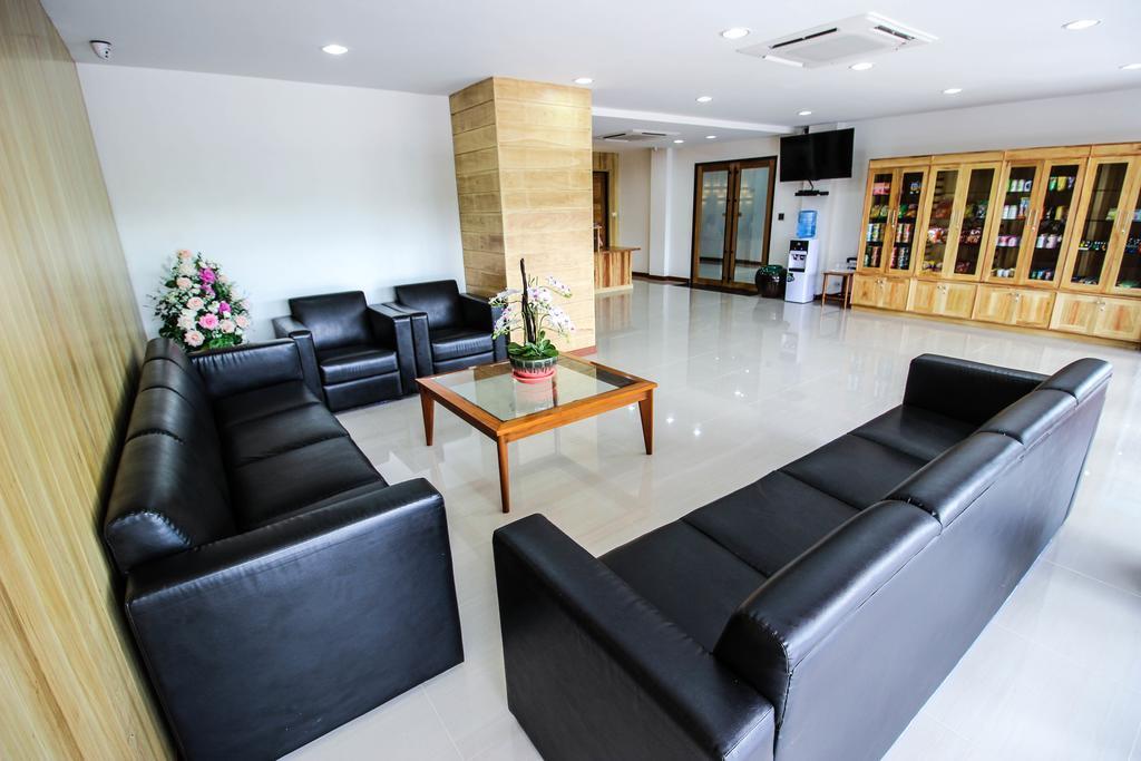 Tai-Shan Suites Ratchaburi Ngoại thất bức ảnh