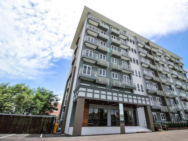 Tai-Shan Suites Ratchaburi Ngoại thất bức ảnh